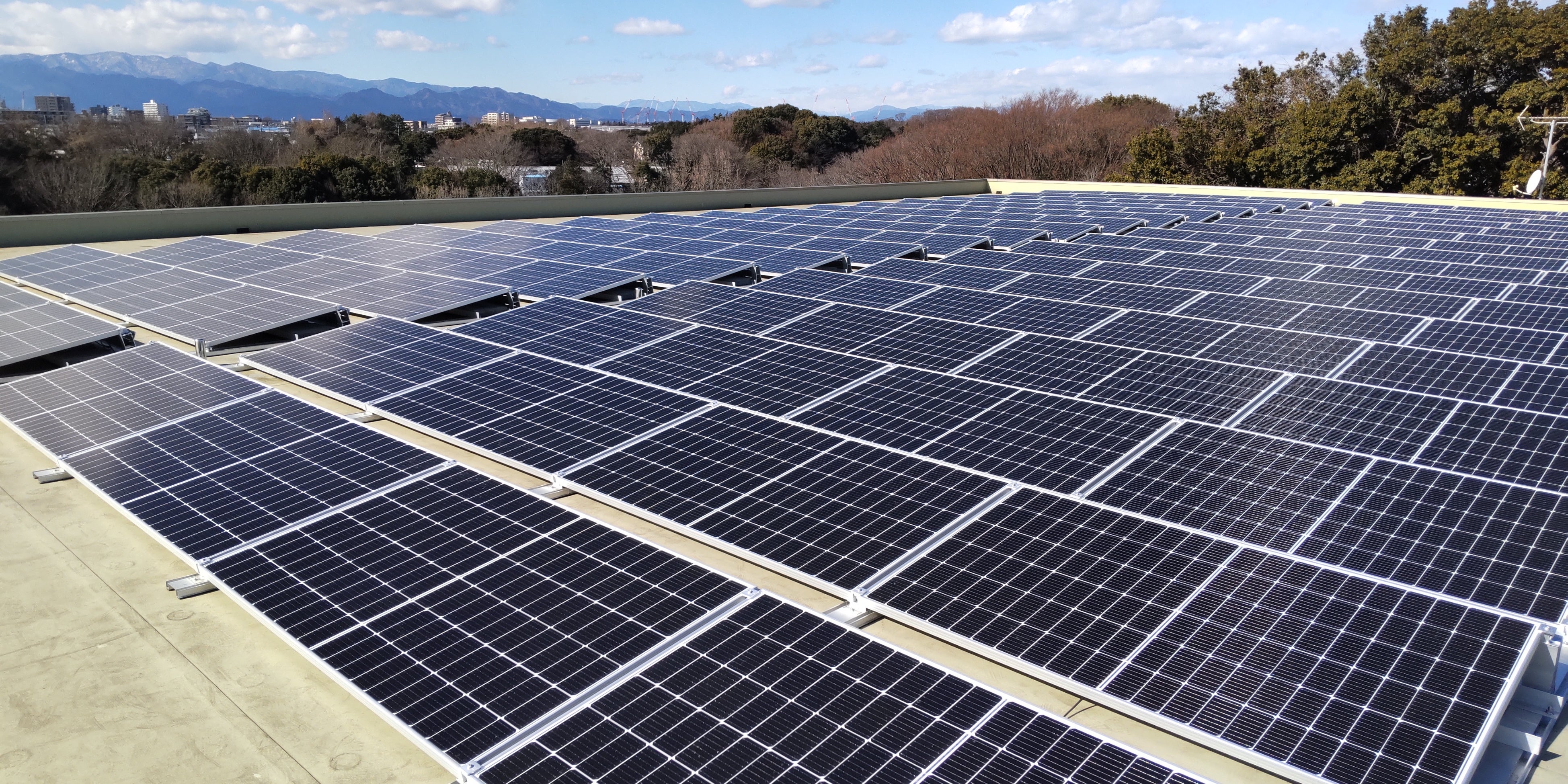 大和センター太陽光パネル