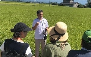 JA会津よつばとパルシステムは以前から農業体験などを通じて交流してきました(写真は2018年度に開催した「公開確認会」）