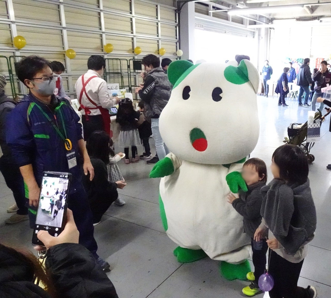 ▲こんせんくんと記念撮影