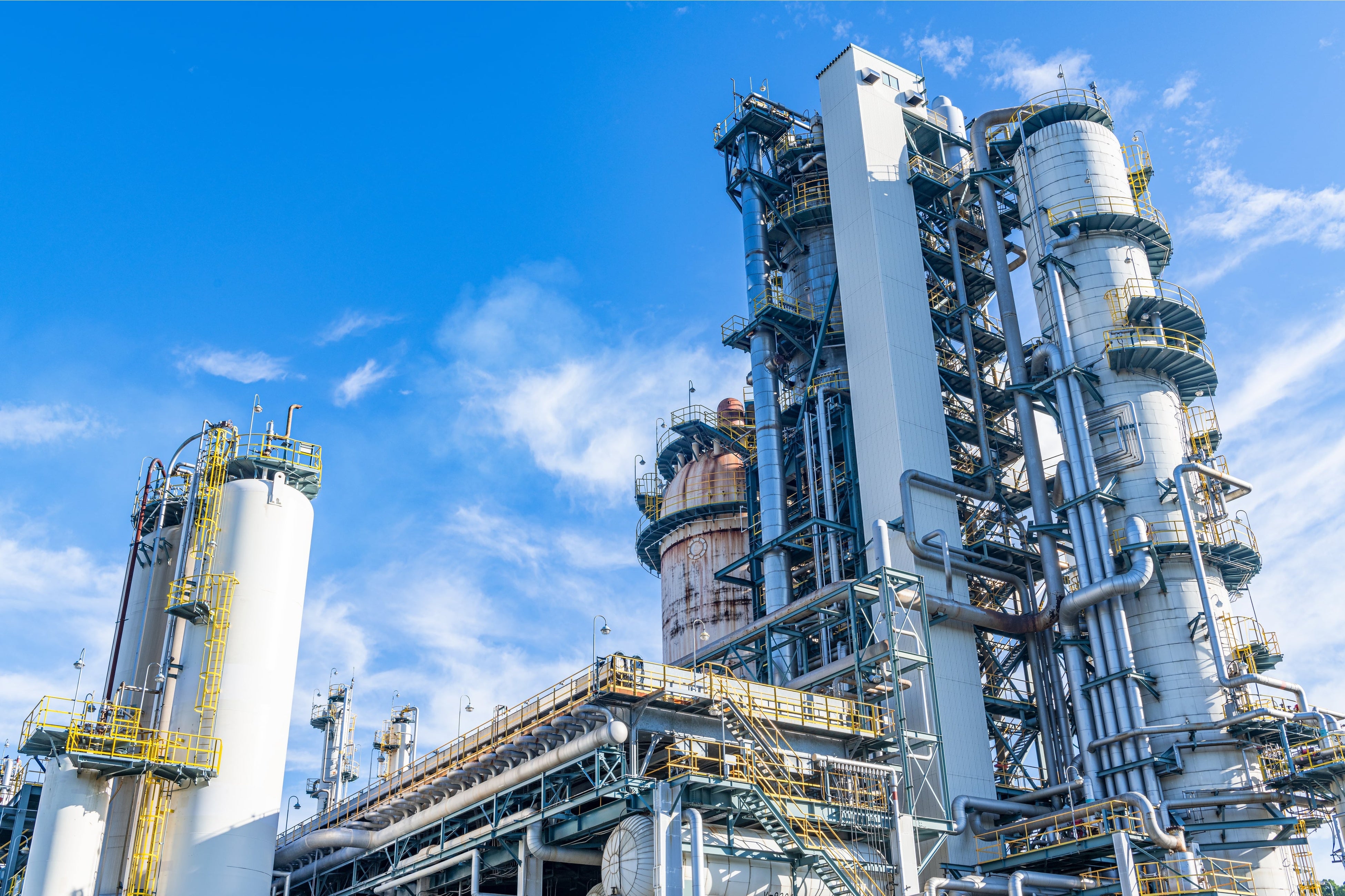 CASTセンサーを取り付ける工場イメージ