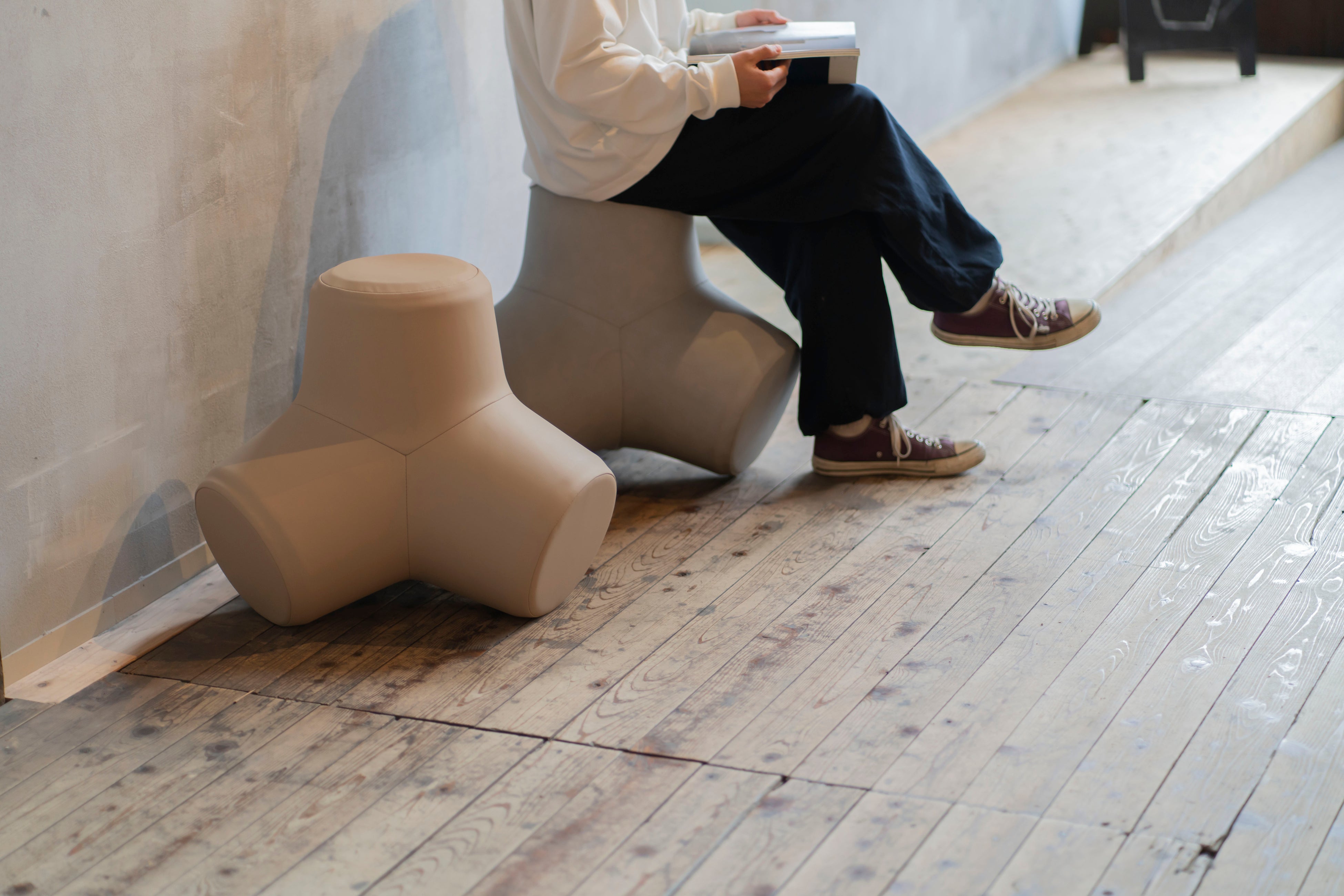 TETRAスツール自動車シートモデル