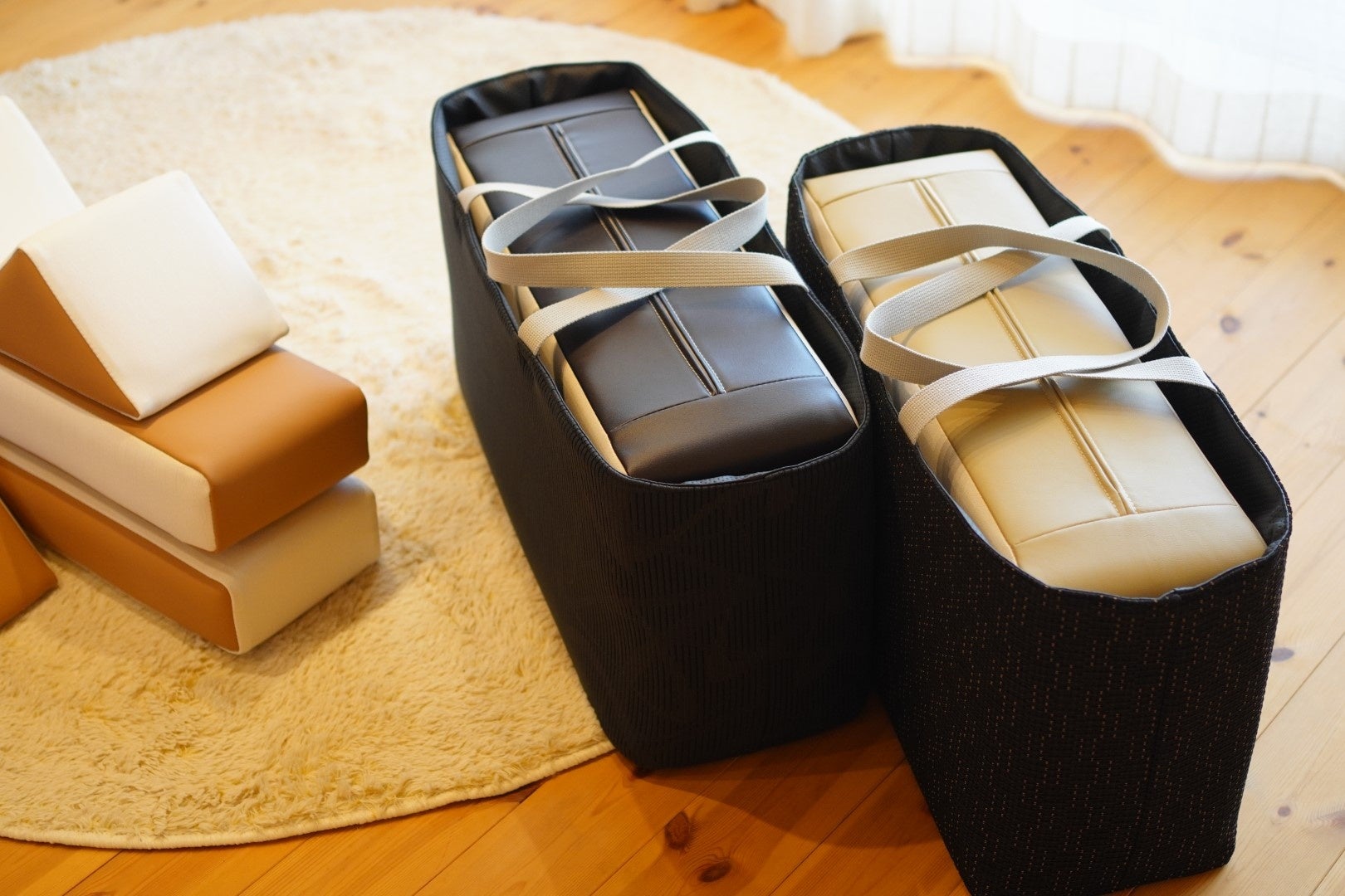 収納バッグ付きトヨタ紡織コラボモデル