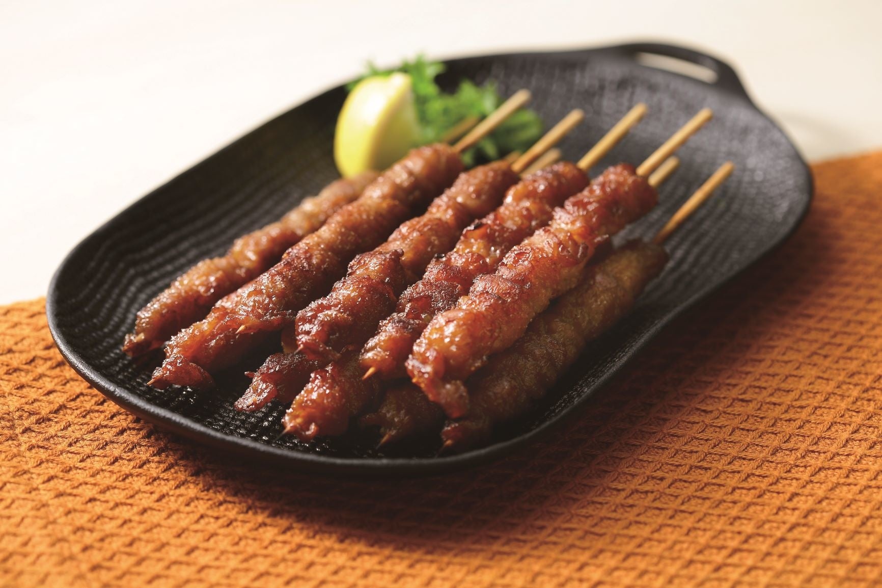 ＜かわ屋＞ とり皮串（１パック／10本入）　1,801円