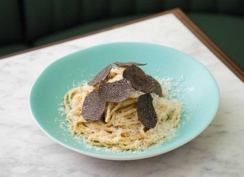 フレッシュトリュフとパルメジャーノ タリオリーニ