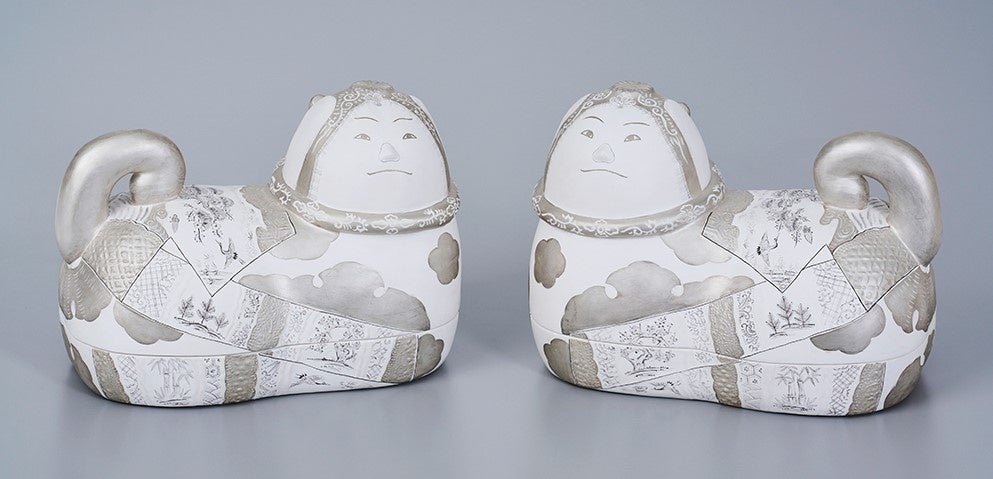 愛子さまのご誕生につき、上皇上皇后両陛下よりいただいたお品の犬の張り子