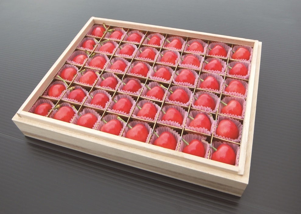 露地栽培佐藤錦（桐箱入）