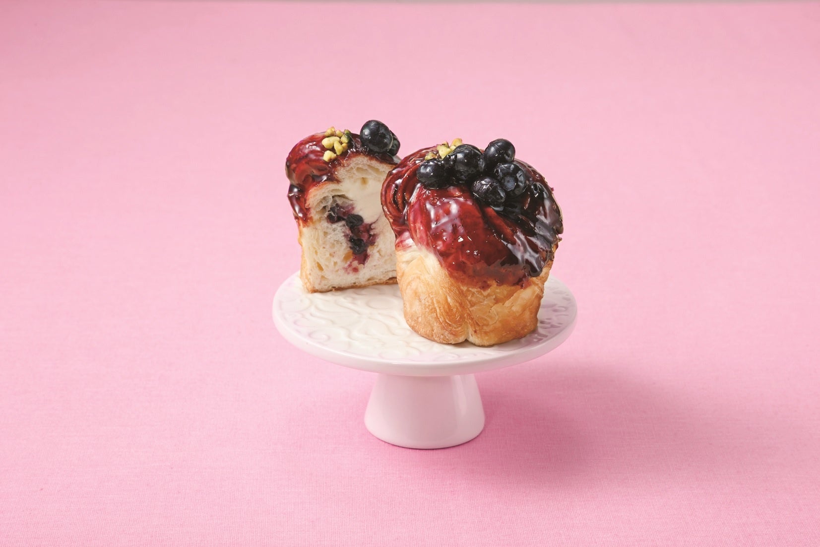 ブルーベリーとマスカルポーネチーズのクロワッサン