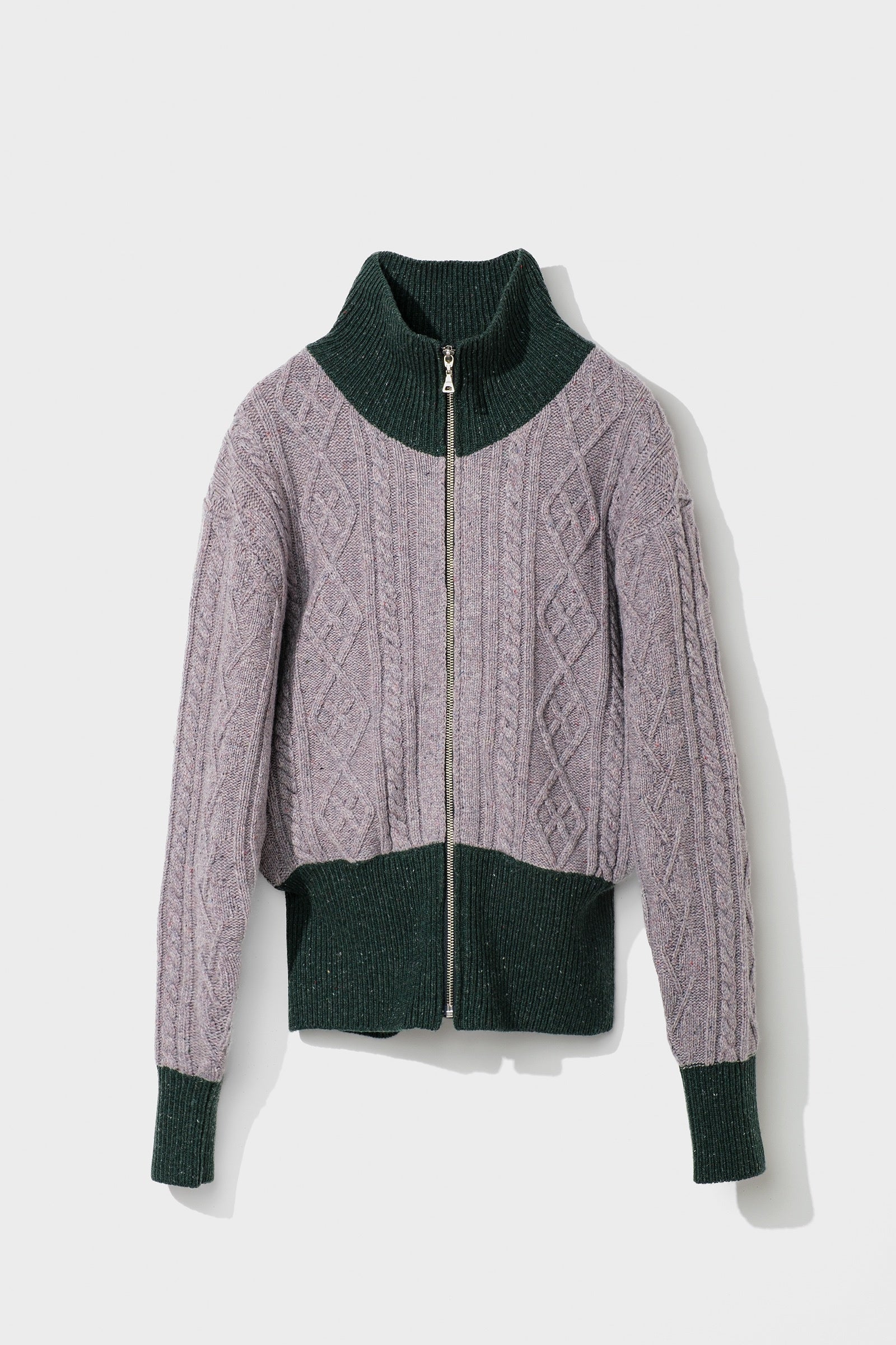 タートルジップブルゾン　22,000円（M／L）、23,100円（L）２色展開