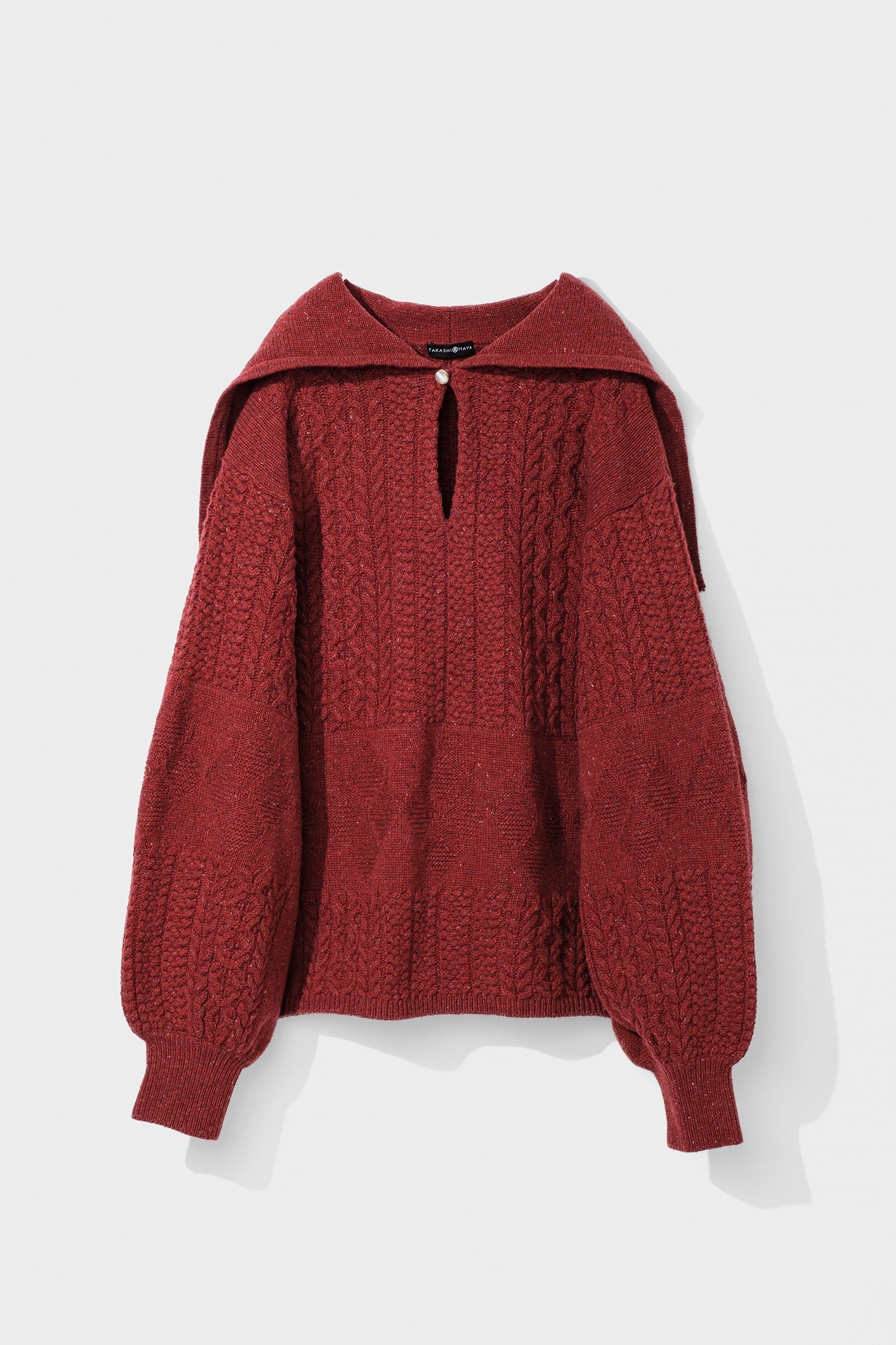 セーラージップフーディ　24,200円（ワンサイズ）２色展開