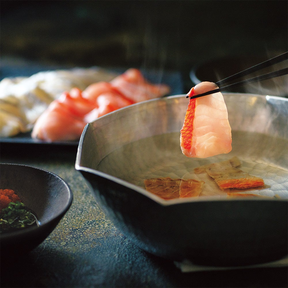 「小石川　丸赤」太刀魚と金目鯛の紅白しゃぶしゃぶセット8,640 円（税込み）