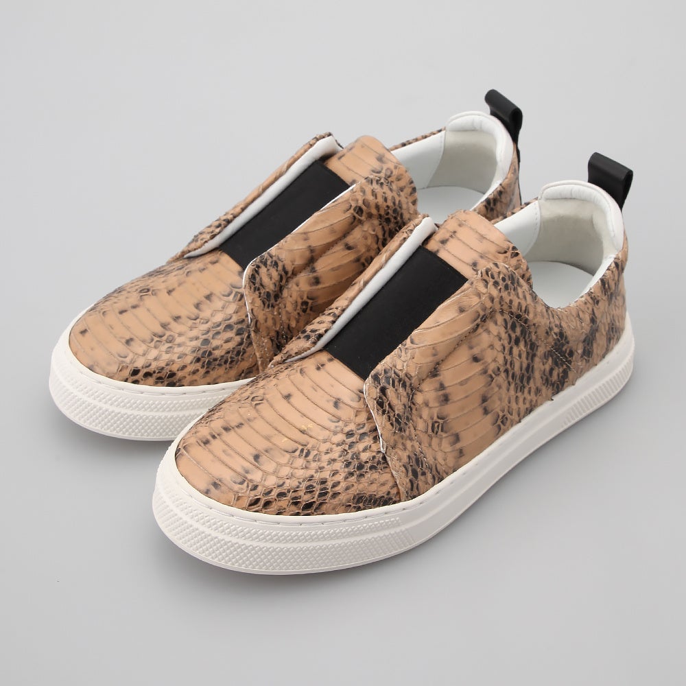 「ピエールアルディ」　シューズ　36,300円（税込み）