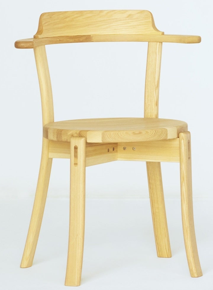 〈カンディハウス〉　ルントオムチェアー（無垢）（巾55.5×奥47.5×高さ74 シート高さ42.5cm） 73,700円