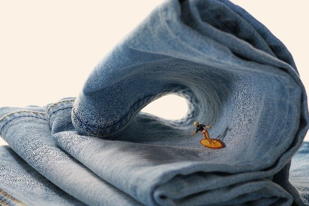 「XXXXXLサイズの波」©Tatsuya Tanaka