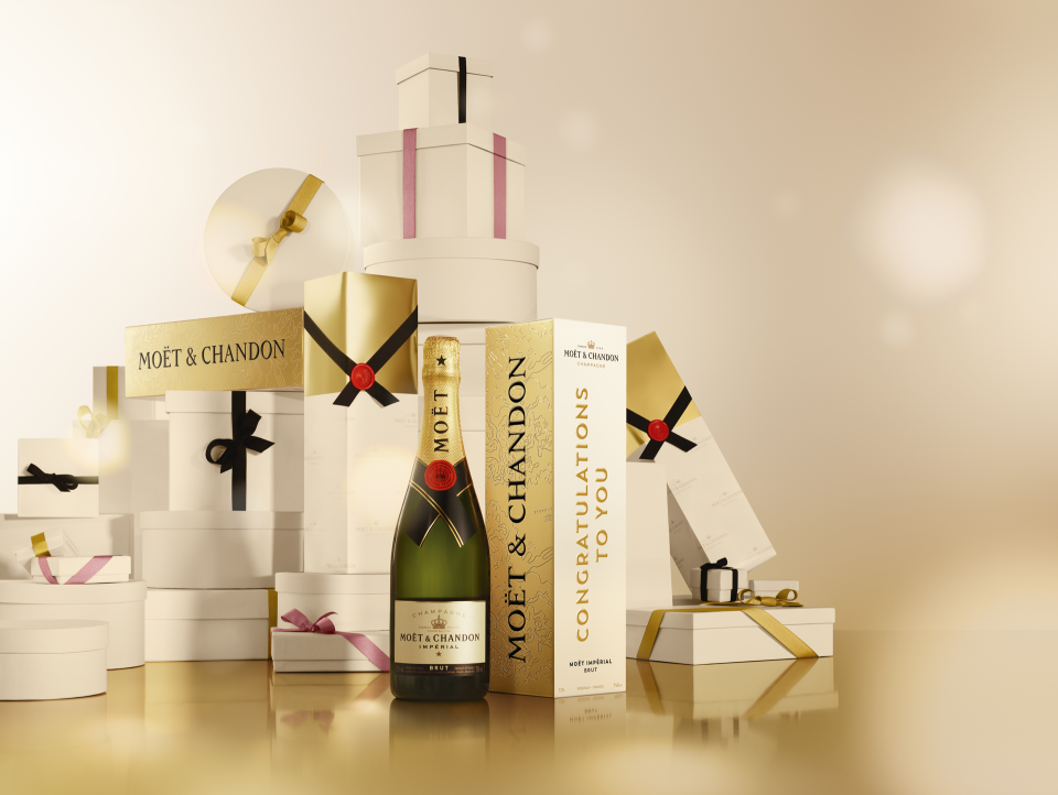 モエ・エ・シャンドン モエ・アンペリアル　ディスプレイ SPECIALLY YOURS” モエ アンペリアル 限定商品 登場 2022年6月1日（水