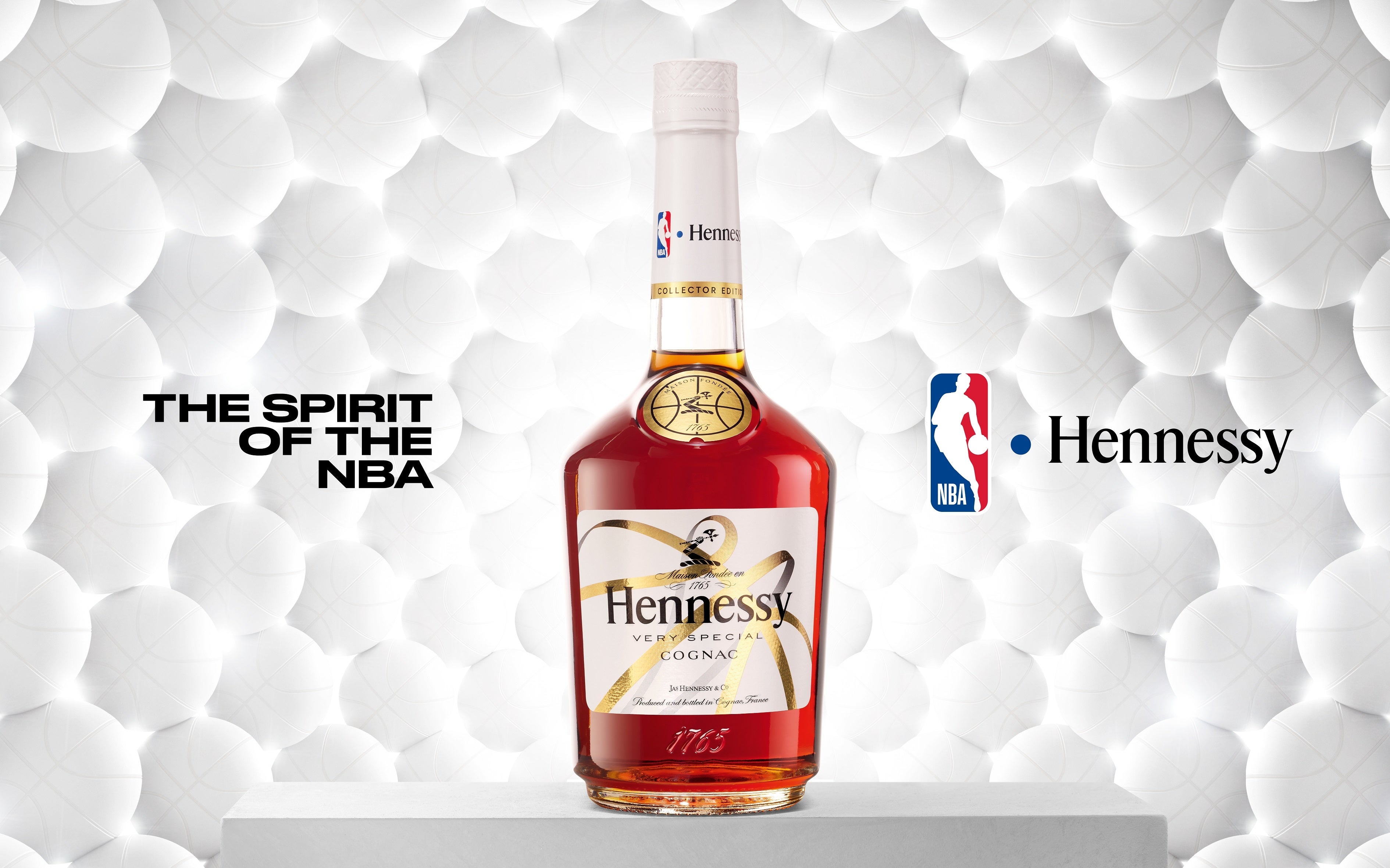 Hennessy V.S. コレクターズエディション NBA（2本セット） Hennessy V.S. コレクターズエディション NBA（2本セット）