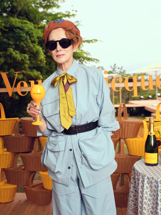 太陽のように輝くシャンパーニュブランド ヴーヴ・クリコ 初夏の太陽を感じられる富士山の麓でピクニックを開催 太陽のように輝くシャンパーニュブランド ヴーヴ・クリコ 初夏の太陽を感じられる富士山の麓でピクニックを開催