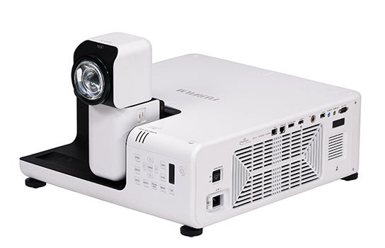 明るさ6000ルーメンの「FUJIFILM PROJECTOR Z6000」（2022年７月下旬発売)