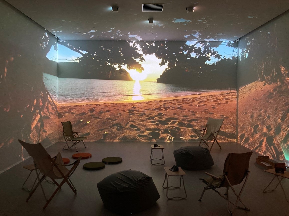 小笠原諸島父島コペぺ海岸の夕日