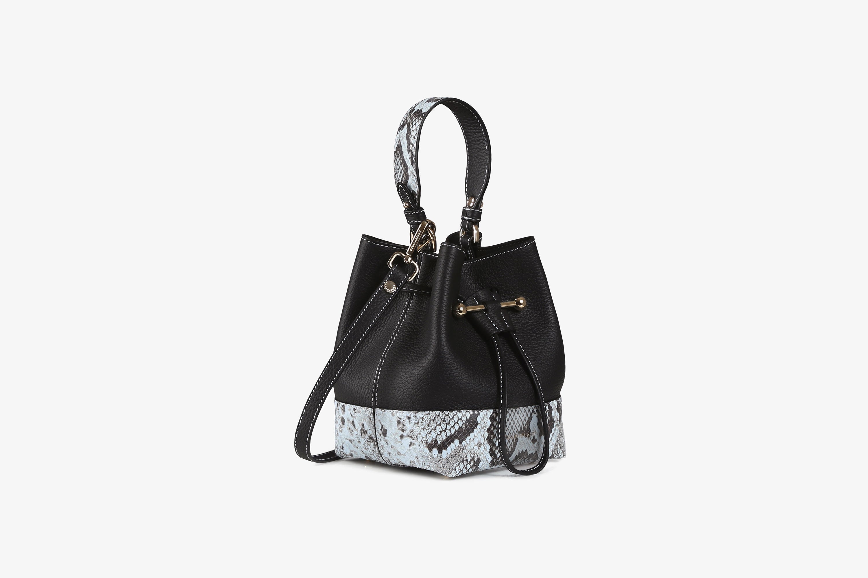 SS22：ラナオゼット ブラック＆エンボスレザー　56000円→割引コードで47600円