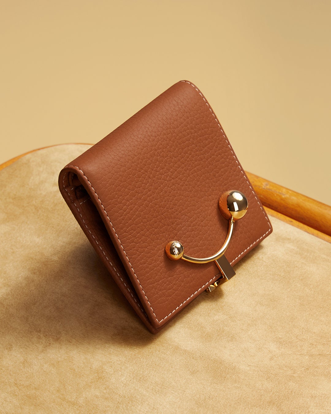 クレセントウォレット