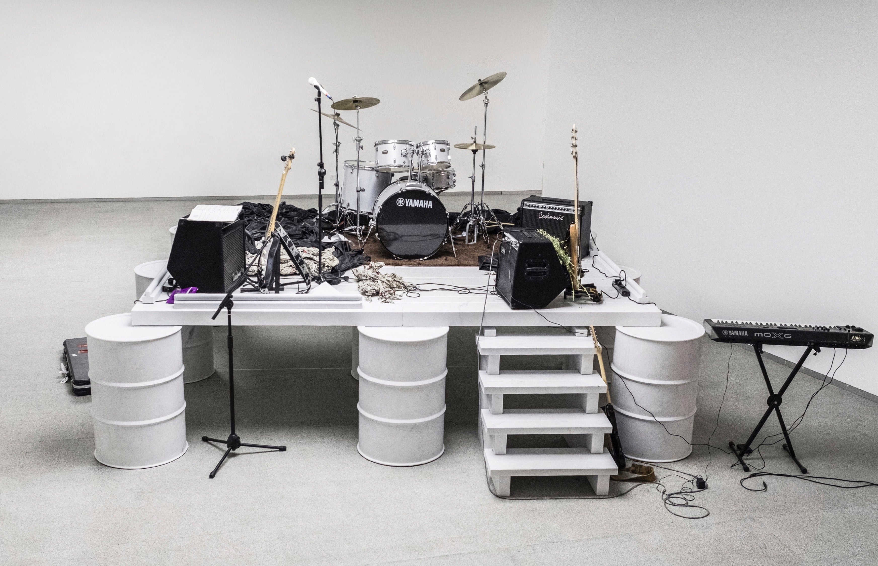 Rirkrit Tiravanija, Untitled 2017 (Oil Drum Stage), Tommy Simoen- Antwerp, Jonas Lampens