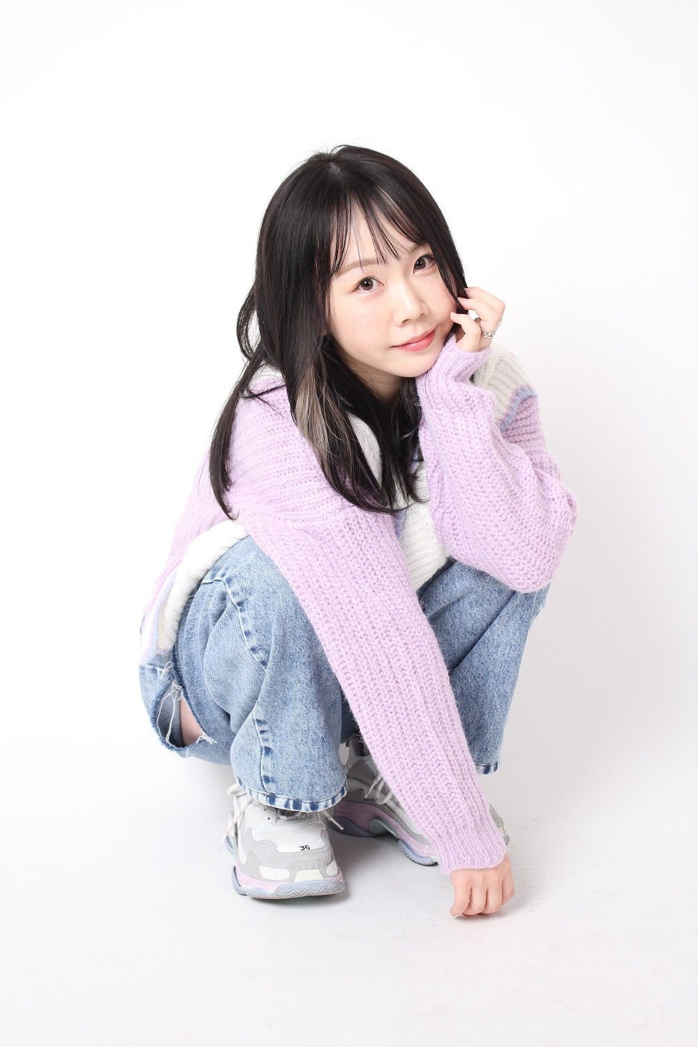 大人気YouTuberあやなん、初の著書『炎上白書』が発売！ | 株式