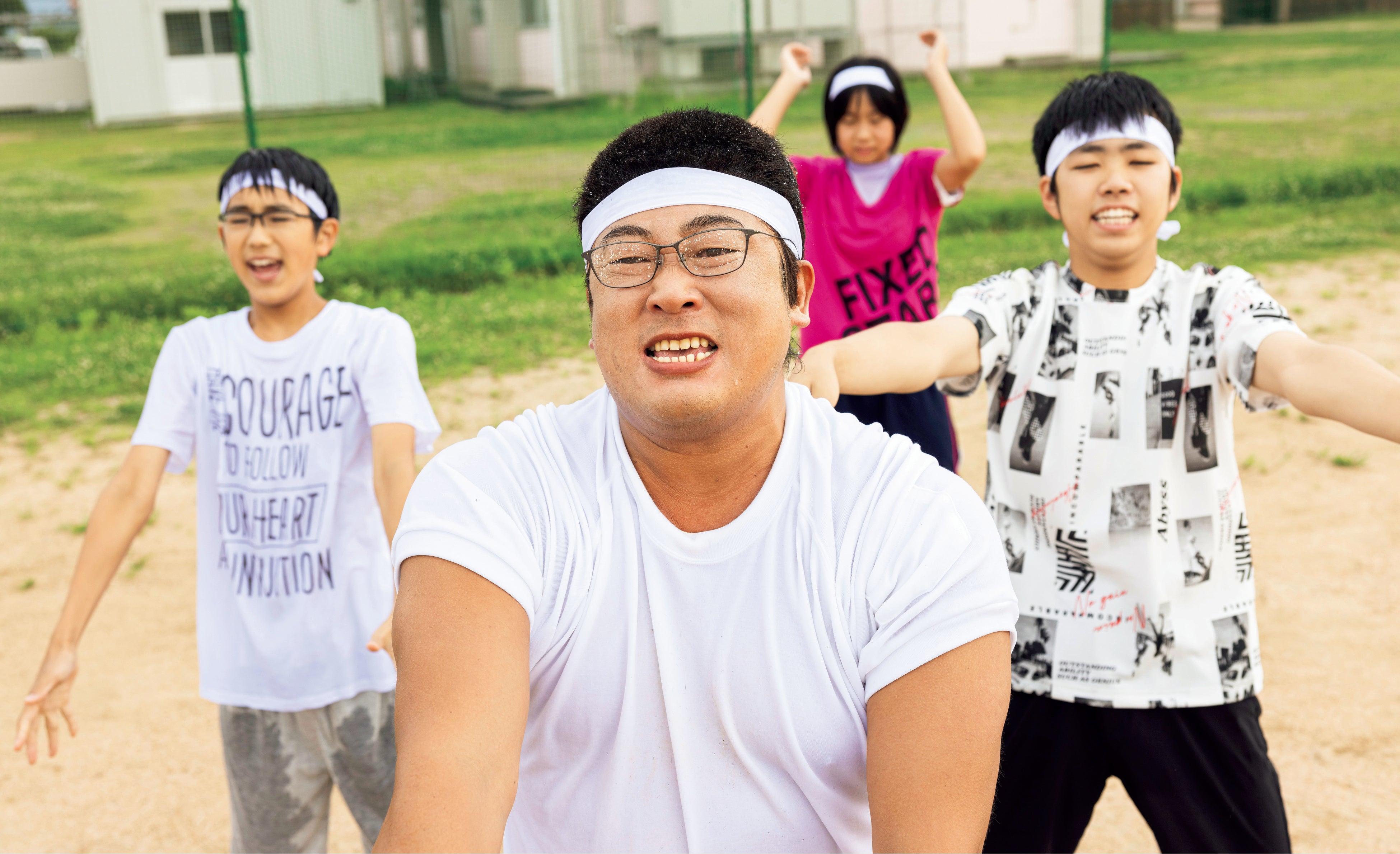 ぼっちん君は暑苦しいほどの応援への情熱を持ち、感極まるとすぐに号泣。学校ではちょっと浮いているきらいもある。  撮影＝浅田政志／（Ⅽ）クリエイターズ・ファイル