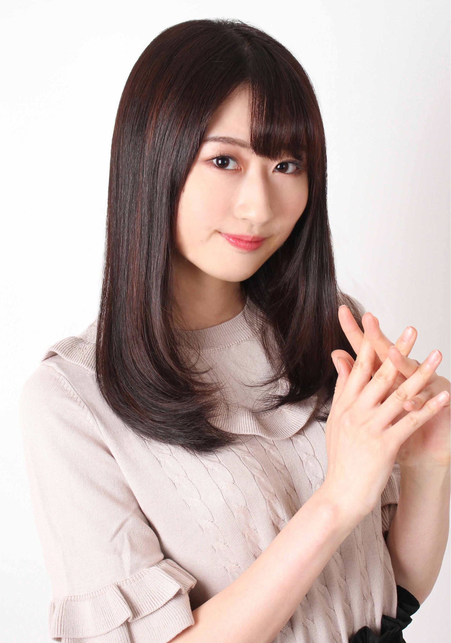 雨森はづき役：涼本あきほ