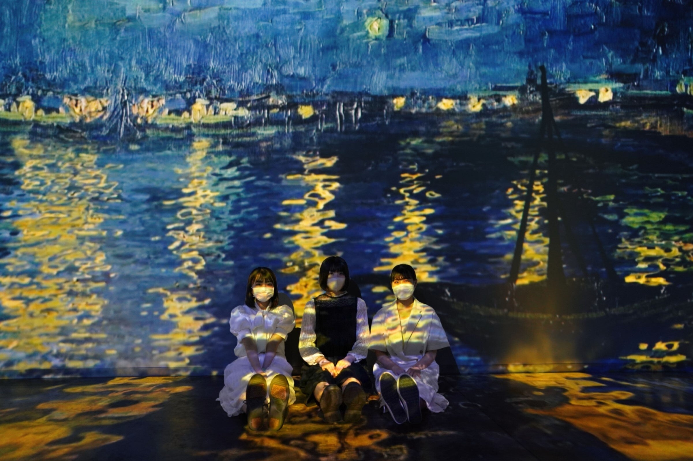 第1会場（第五幕「オリーブの木と糸杉」より）