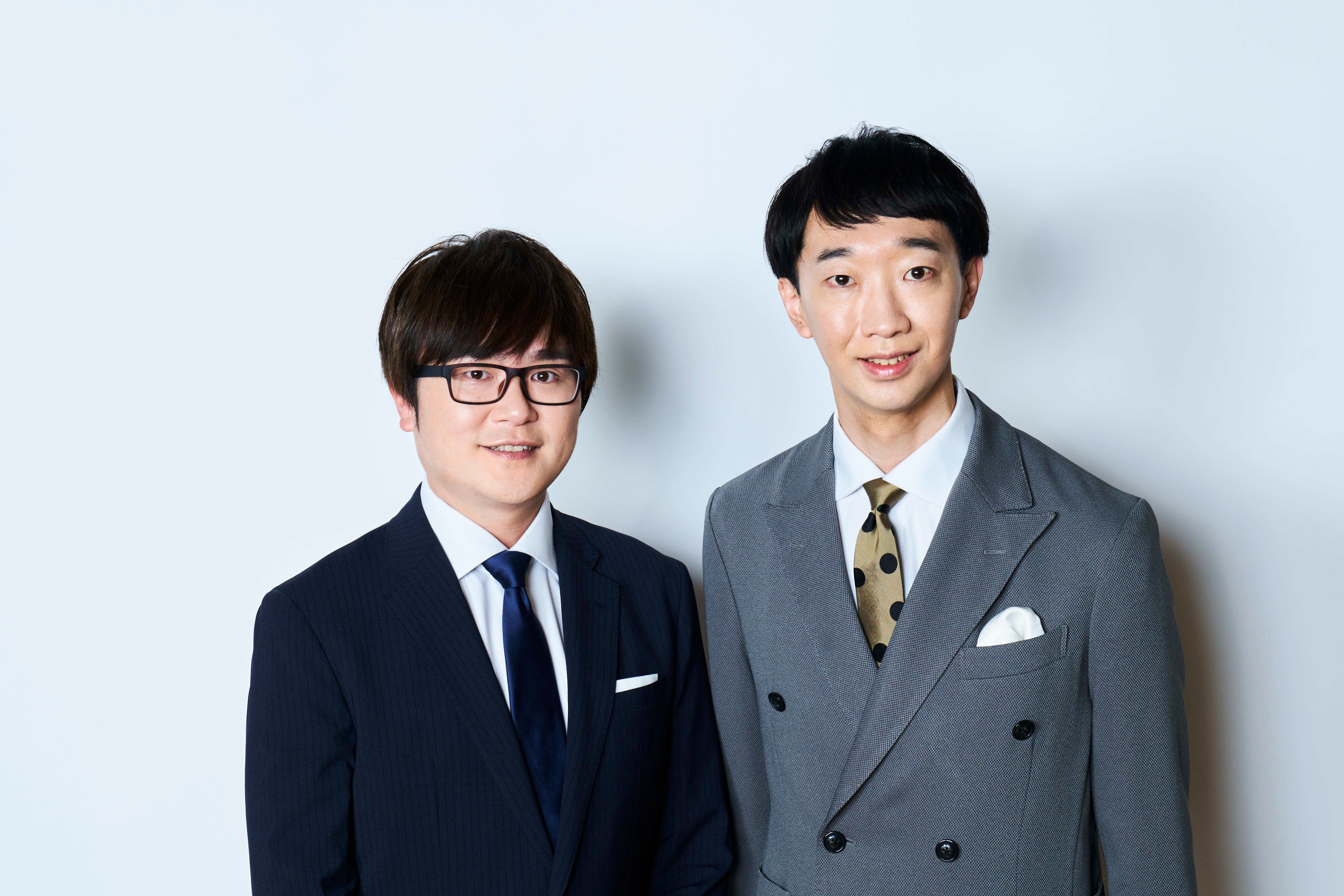 ラバーガール（写真左：飛永翼　写真右：大水洋介）