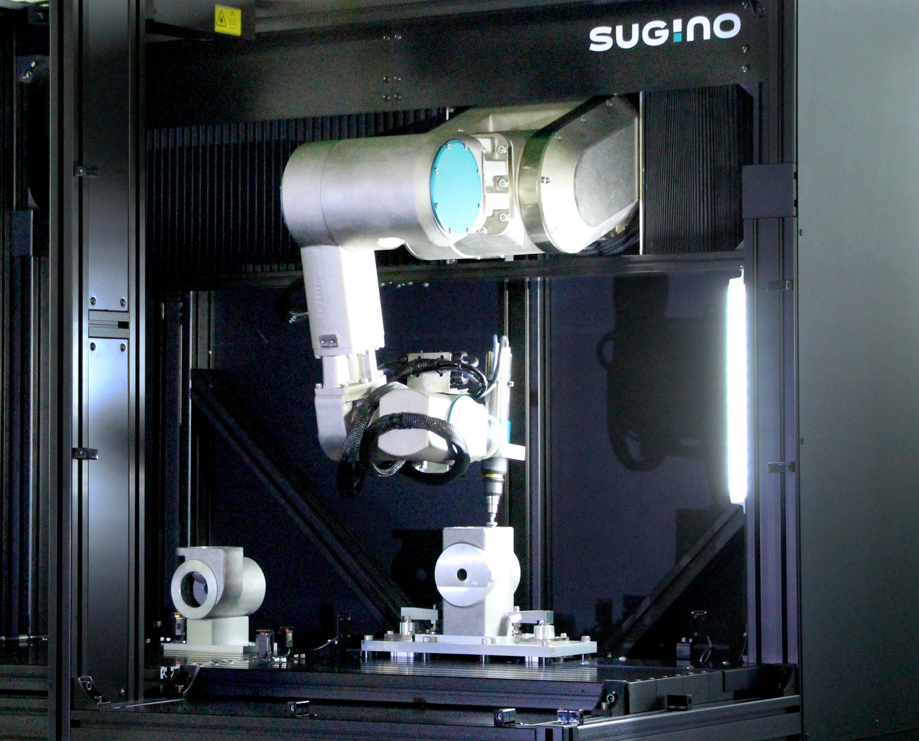 CRb020H0506_バリ取り装置