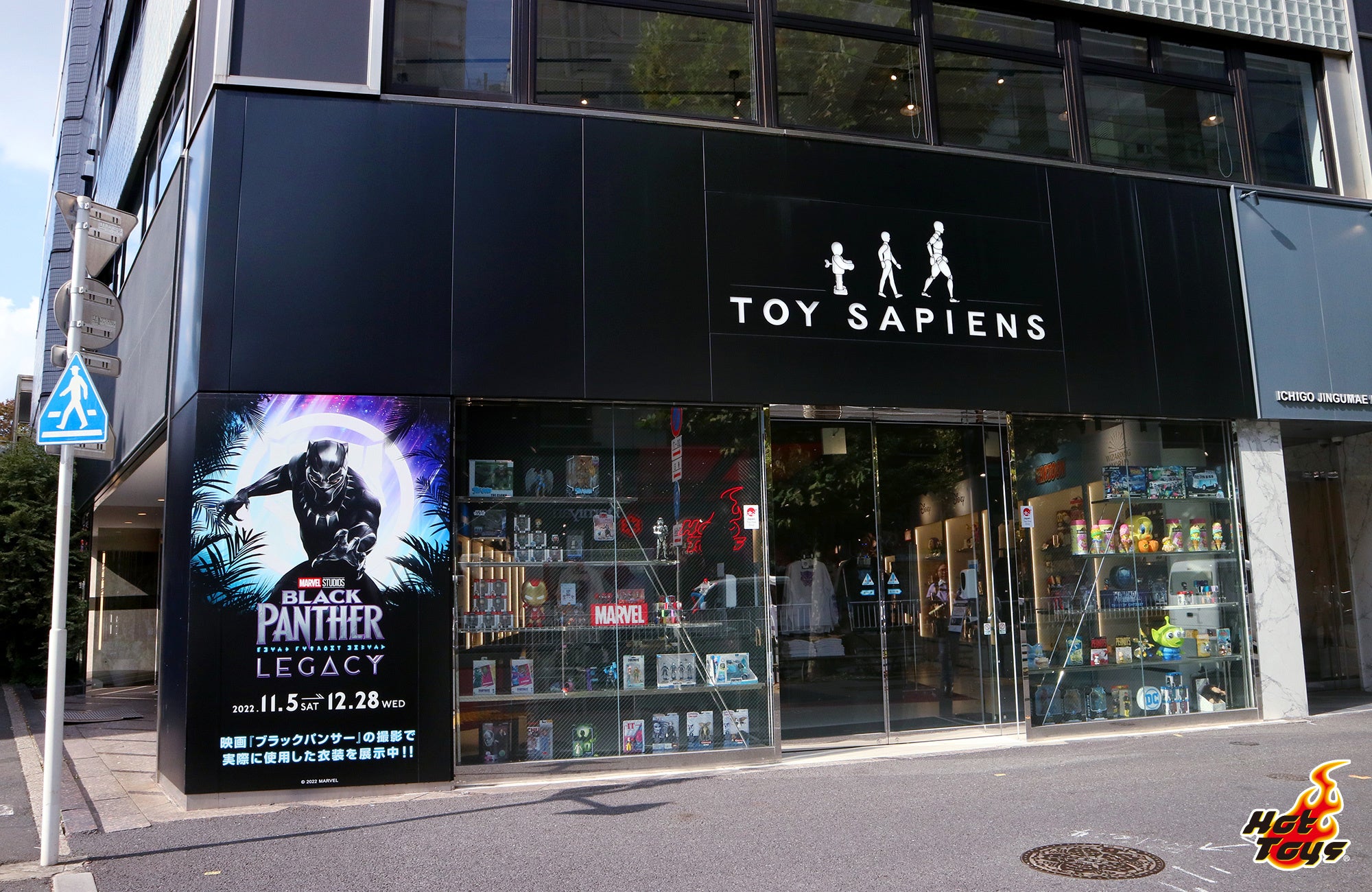 3人の歴代スパイダーマン／ピーター・パーカーが、デフォルメ