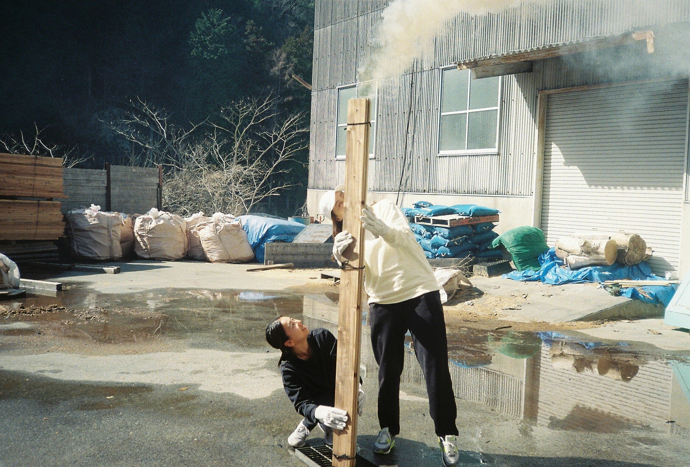 焼杉ワークショップの様子