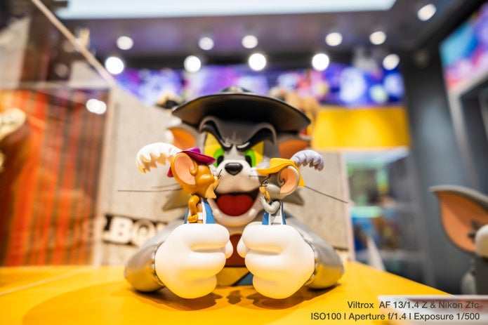 超広角Viltrox 13mm F1.4 APS-Cは新しいマウントのNikon Z、Sony Eを