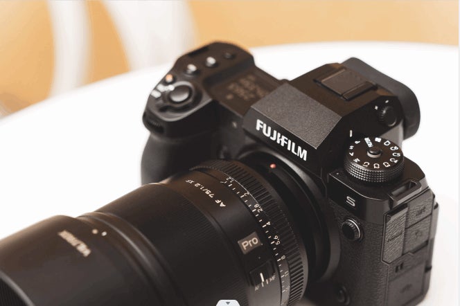 新発売】Viltrox 75mm F1.2 XF 富士 APS-Cレンズ 大口径 ポートレート 新発売】Viltrox 75mm F1.2 XF 富士 APS-Cレンズ 大口径 ポートレート