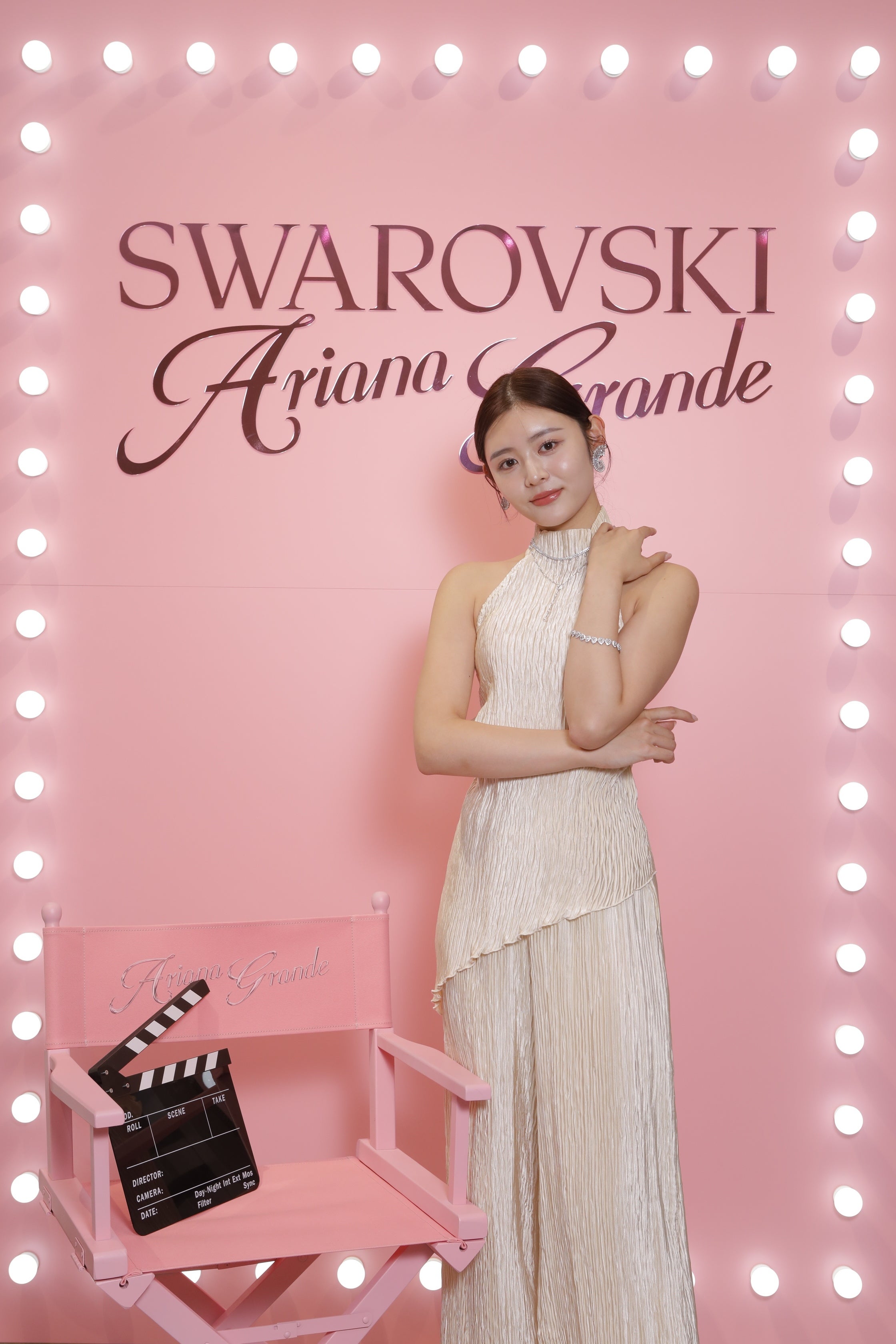 SWAROVSKI Ariana Grande 銀座店限定ショッパーチャーム付き SWAROVSKI Ariana Grande 銀座店限定ショッパーチャーム付き