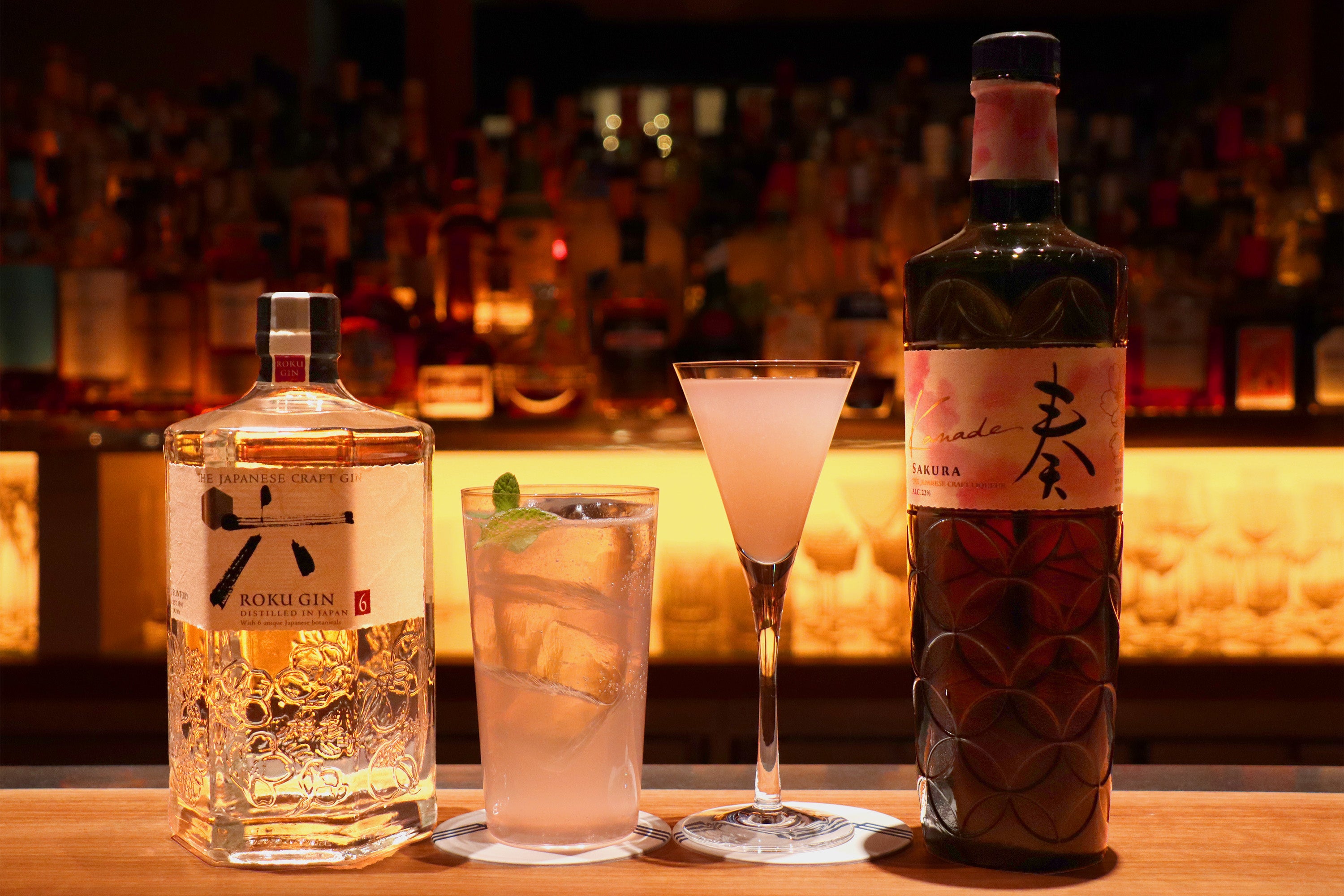 イベント期間中サービスされる、オリジナル桜カクテル2種