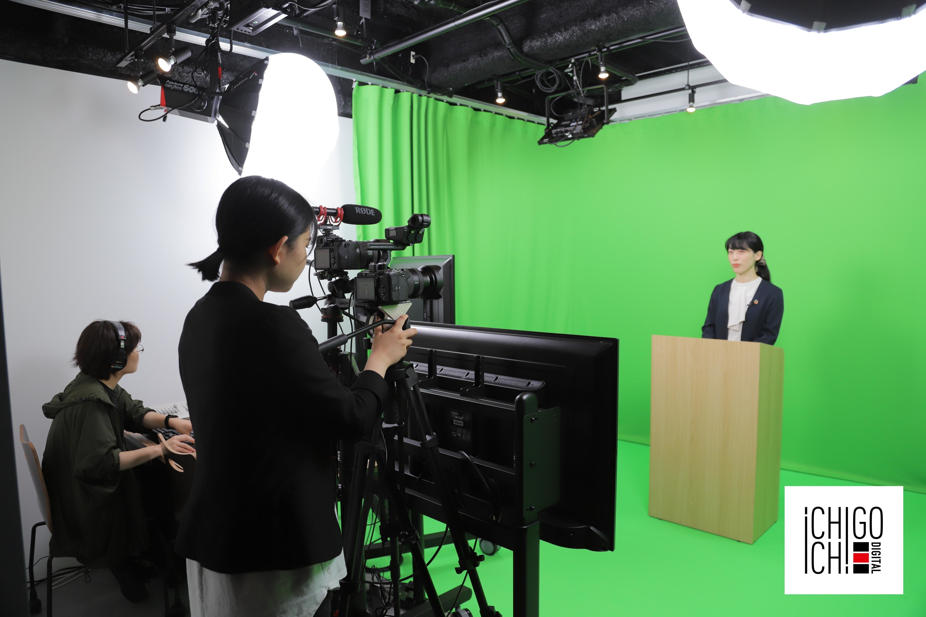 小規模撮影に特化したC、Dスタジオ