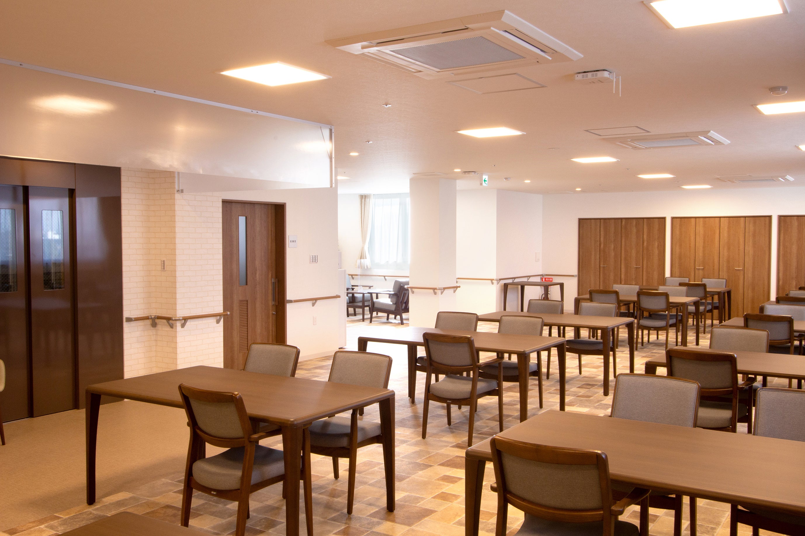 有料老人ホーム　食堂