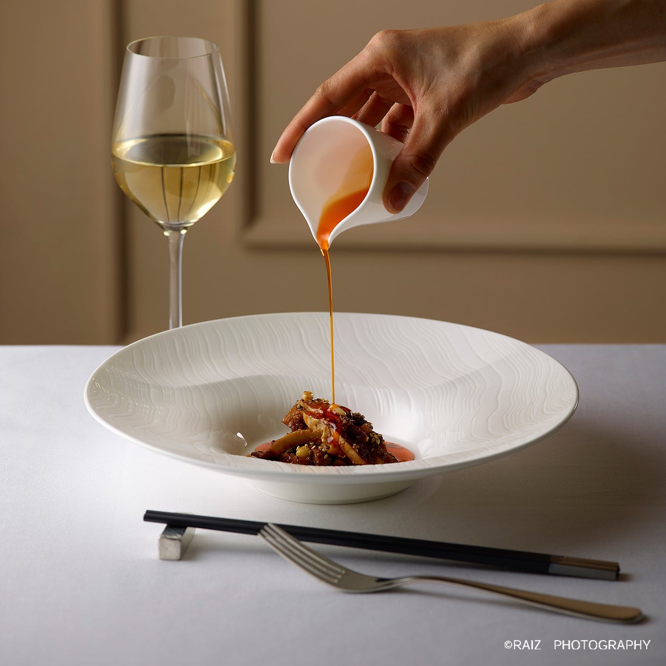 計算されたリム幅と深さのディーププレート