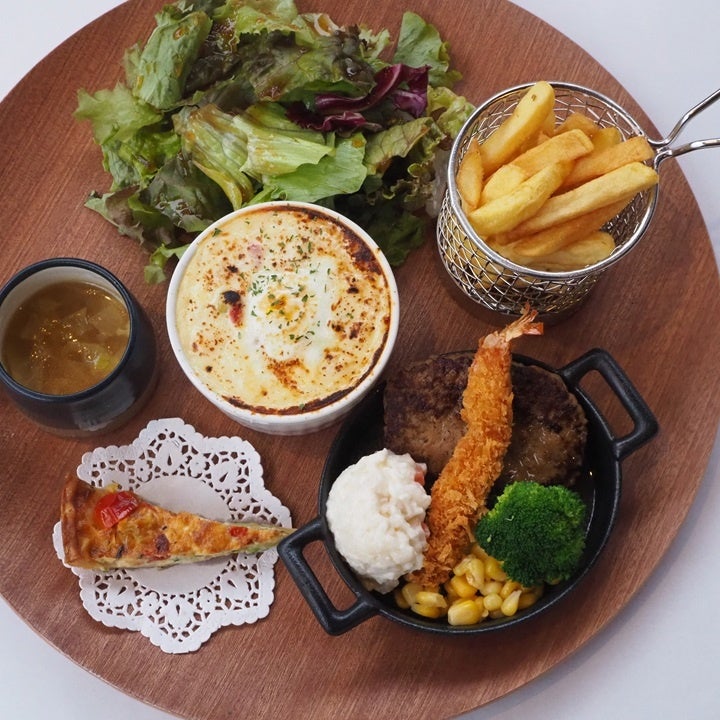 ブルーミーズプレート　1350（1485yen）