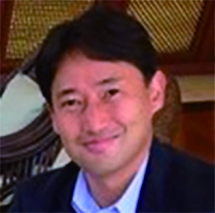 小熊英国 客員教授