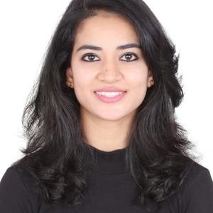 オンライン英語・ボリウッドダンス講師Reshma NK