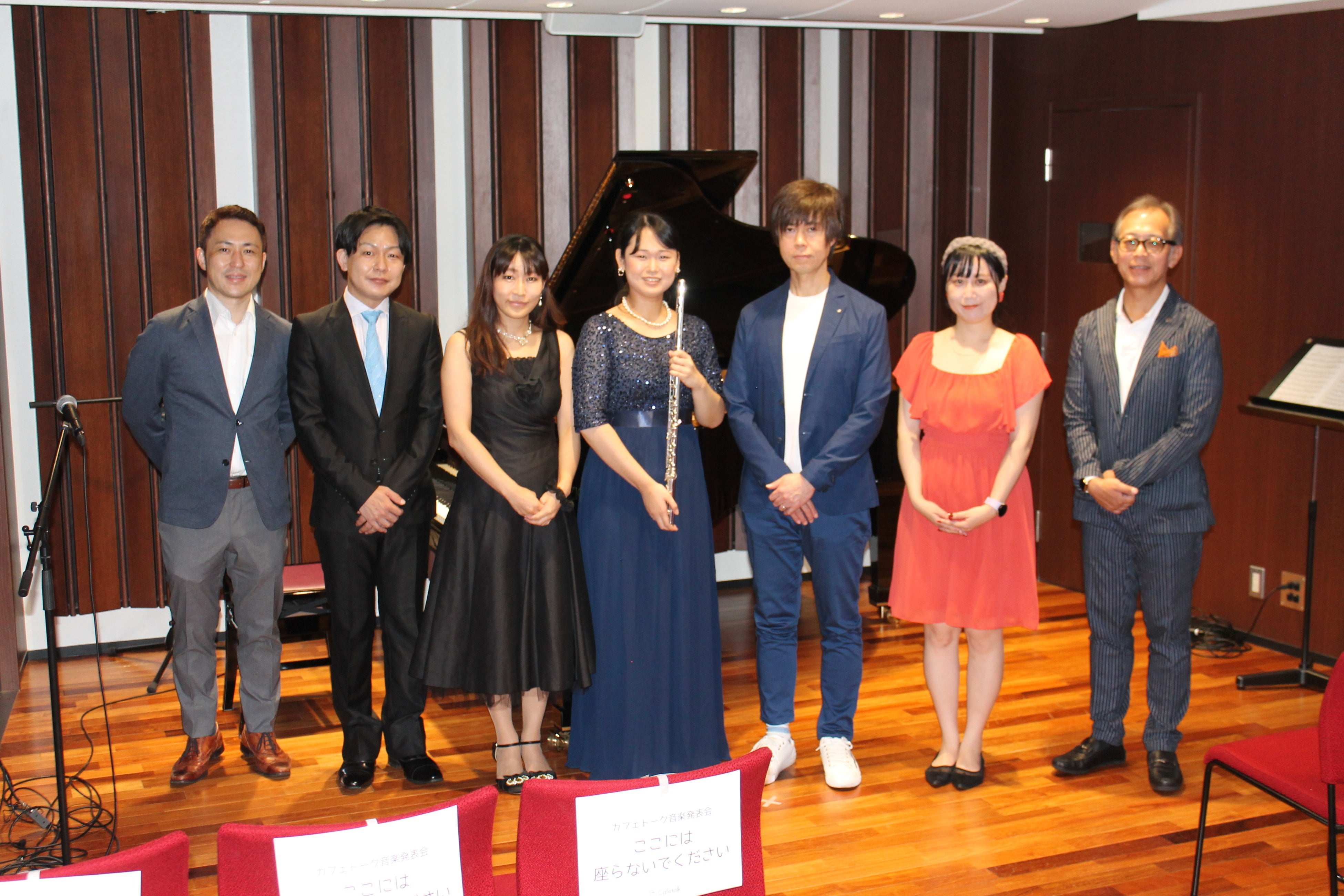 スタッフ、先生方と