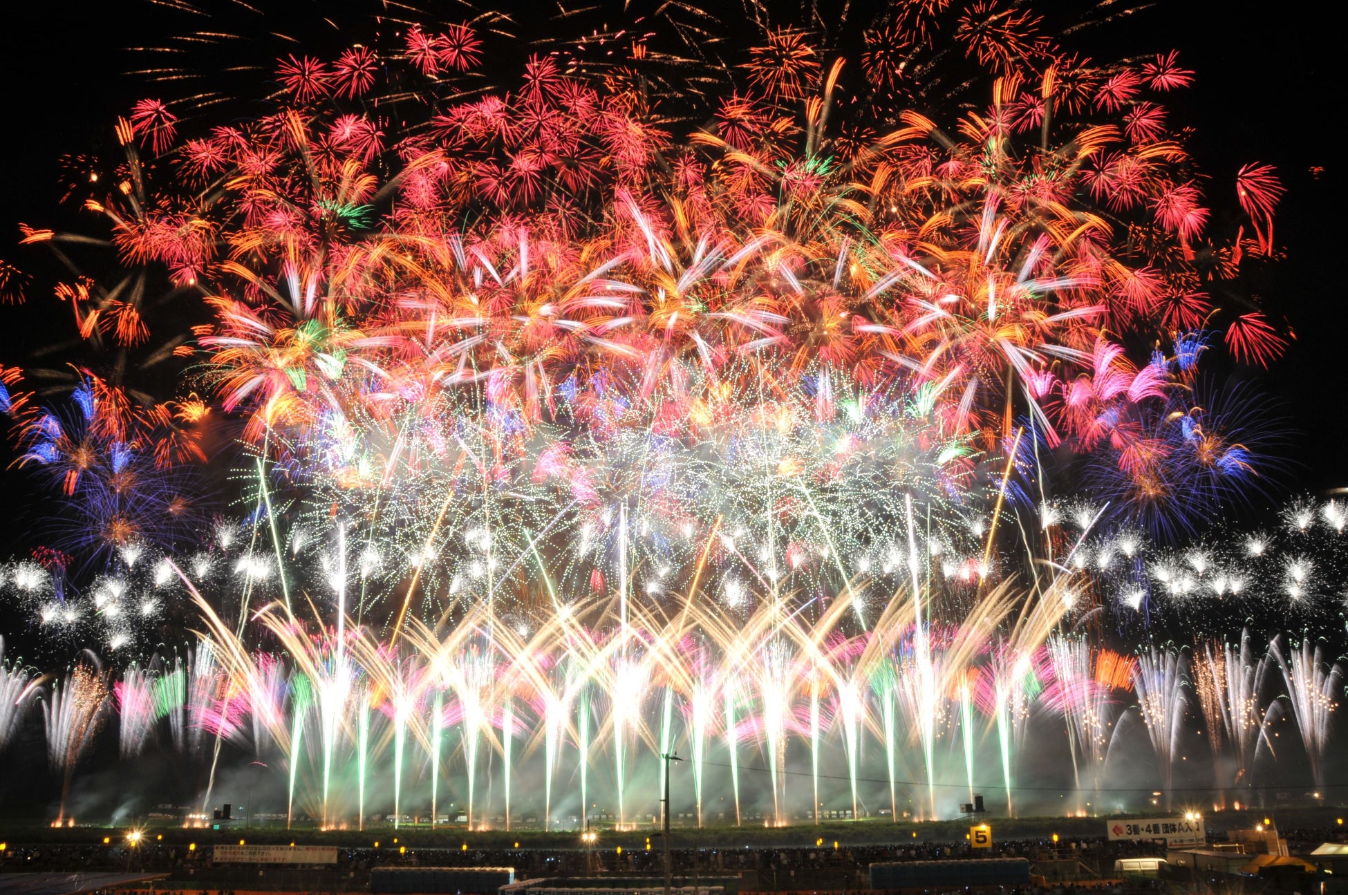 大曲の花火大会 イメージ