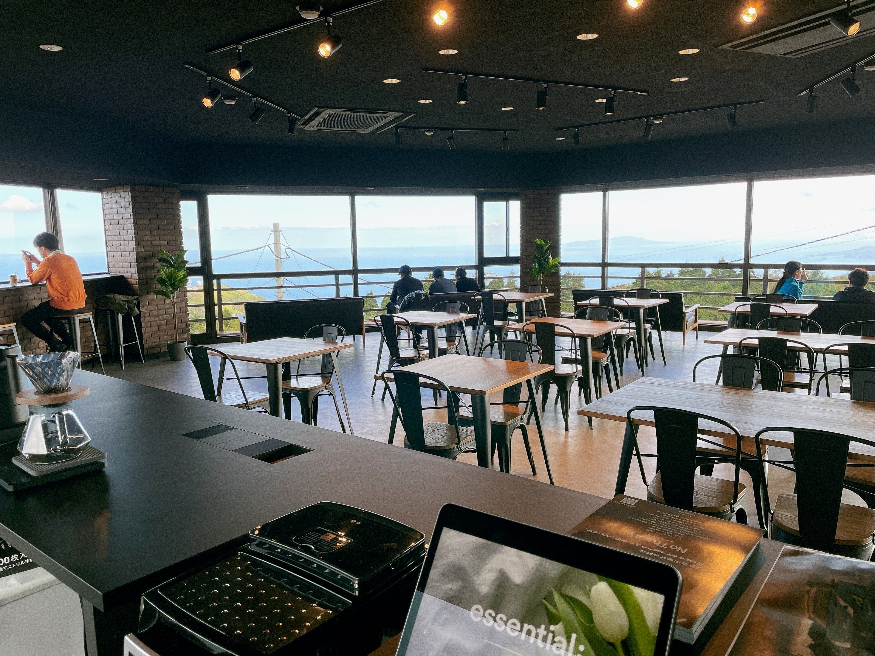 昨年開催したBLUE LINK CAFEの様子