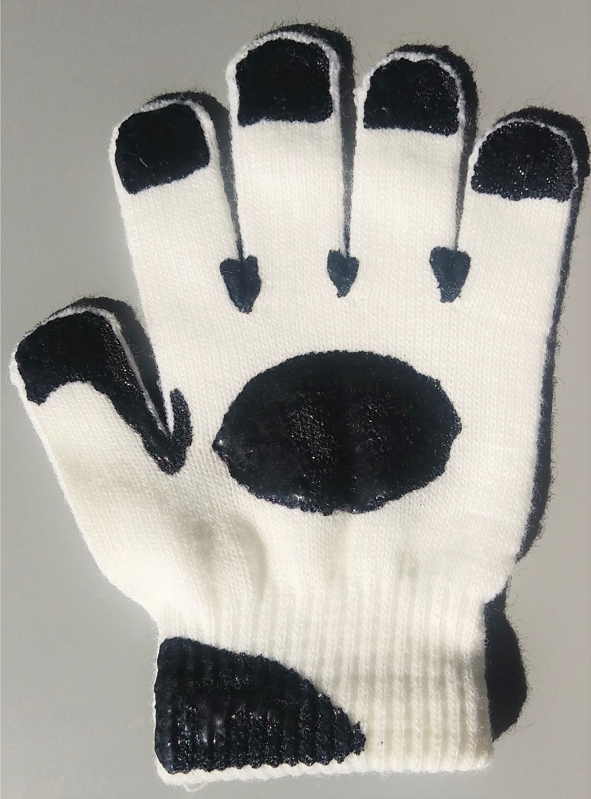 洗い残ししやすい箇所に黒いゴムを施した指導用手袋教材