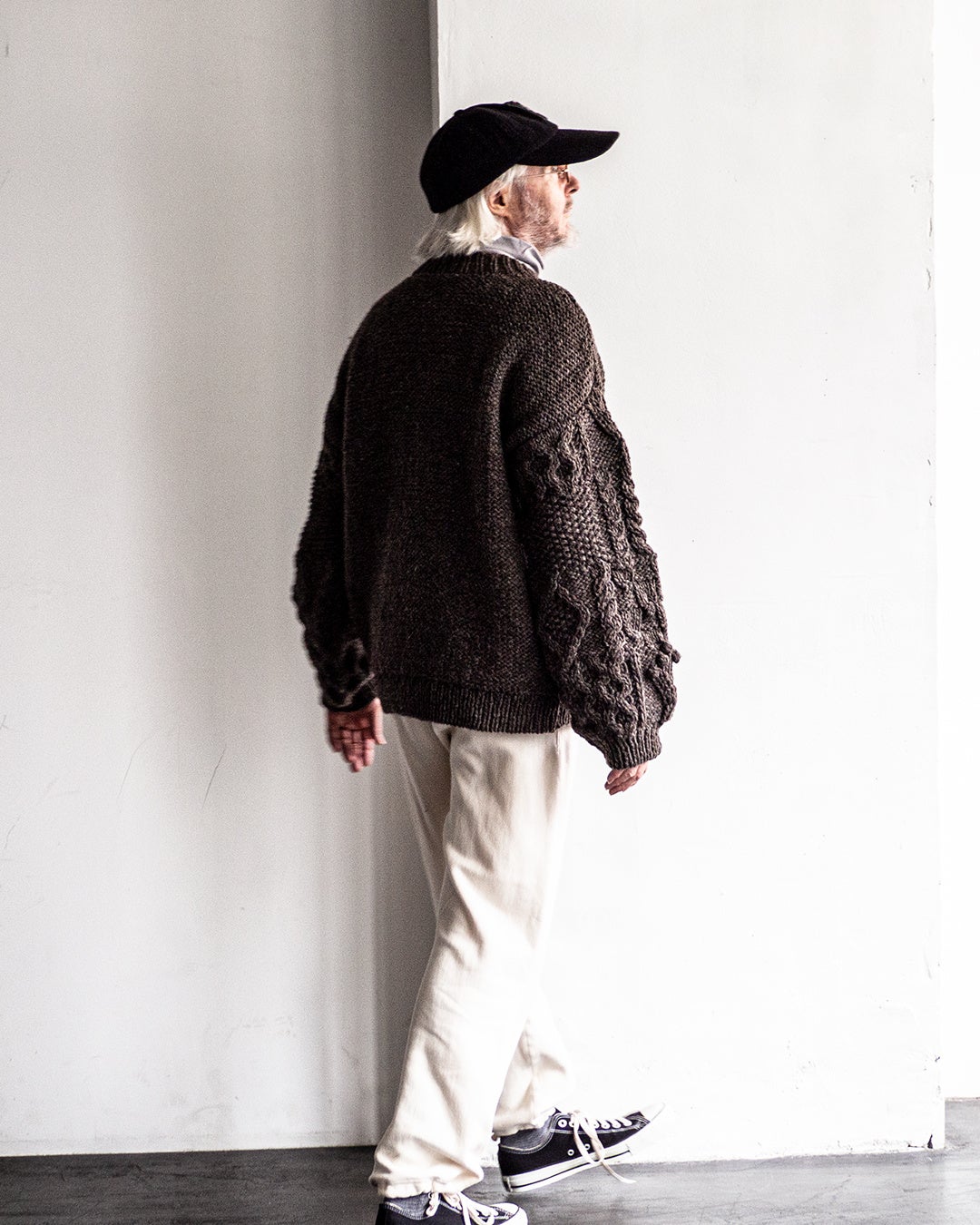 アンデス山脈の高地より。ペルーが産むハンドニット伝統を重んじながら