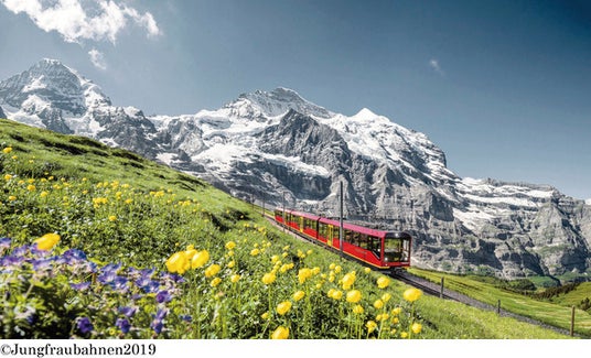 乗ってみたい海外の鉄道・列車ランキング ~氷河特急などのスイスが上位を独占!阪急交通社が公開~ 乗ってみたい海外の鉄道・列車ランキング ~氷河特急などのスイスが上位を独占!阪急交通社が公開~