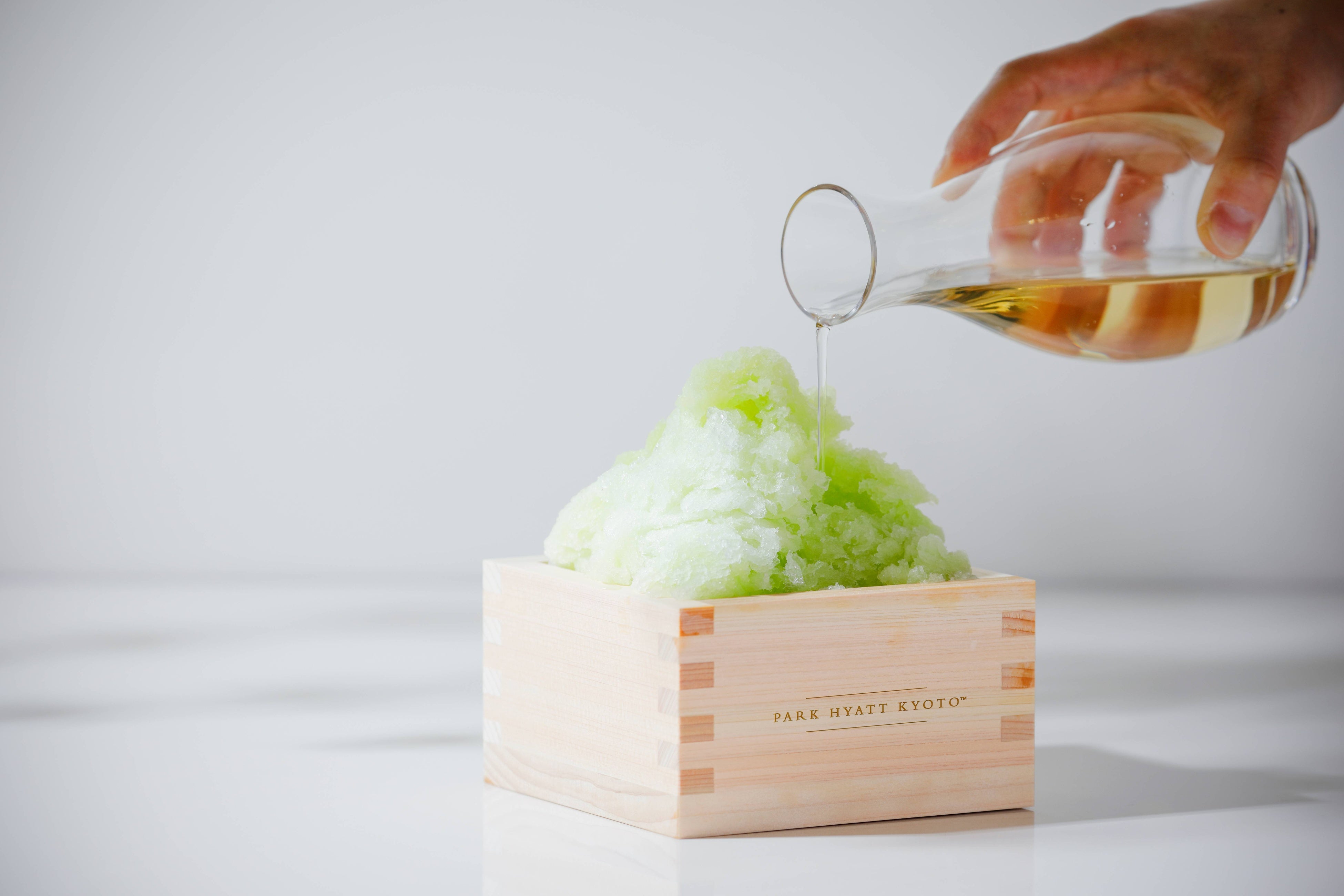 京都丹後産メロンと伊根の日本酒のかき氷